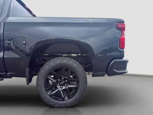 Used 2026 Chevrolet Silverado 1500 Custom Trail Boss w/ Midnight Edition AWD/4WD image 22