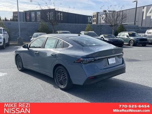 New 2026 Nissan Sentra SV w/ Floor Mat Package FWD image 4