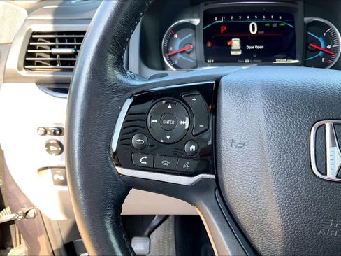 Used 2020 Honda Pilot Elite image 23