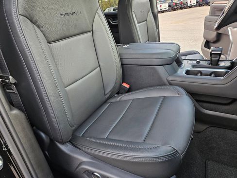 New 2026 GMC Sierra 1500 Denali w/ Technology Package image 30