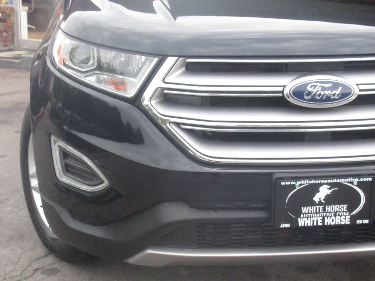 Used 2018 Ford Edge SEL w/ Equipment Group 201A AWD/4WD image 3