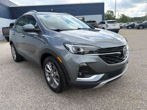 Used 2021 Buick Encore GX Essence w/ Experience Buick Package FWD image 7