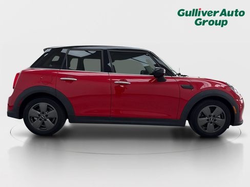 Used 2023 MINI Cooper 4-Door Hardtop FWD image 10