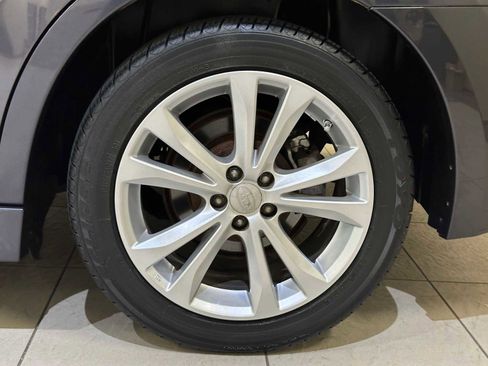 Used 2013 Subaru Legacy 2.5i Premium w/ All-Weather Pkg AWD/4WD image 8