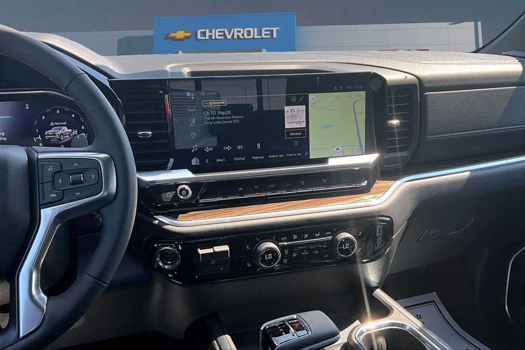 New 2026 Chevrolet Silverado 1500 RST w/ Convenience Package II AWD/4WD image 8