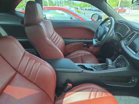 Used 2019 Dodge Challenger SRT Hellcat Redeye RWD image 4