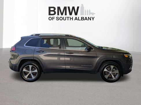 Used 2021 Jeep Cherokee Limited AWD/4WD image 2