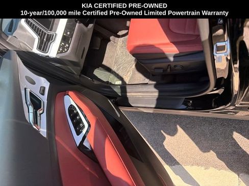 Certified 2025 Kia Sportage SX Prestige AWD/4WD image 23