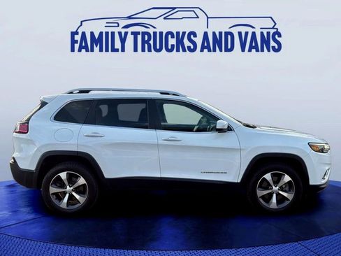 Used 2020 Jeep Cherokee Limited image 6