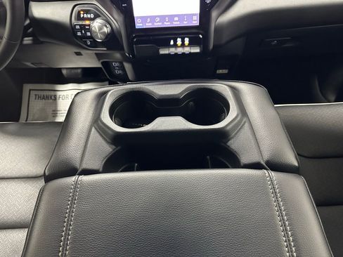 Used 2025 RAM 1500 Laramie image 40