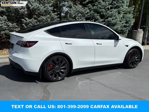 Used 2023 Tesla Model Y Performance AWD/4WD image 9