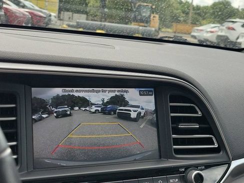Used 2020 Hyundai Elantra Limited w/ Ultimate Package 03 FWD image 27