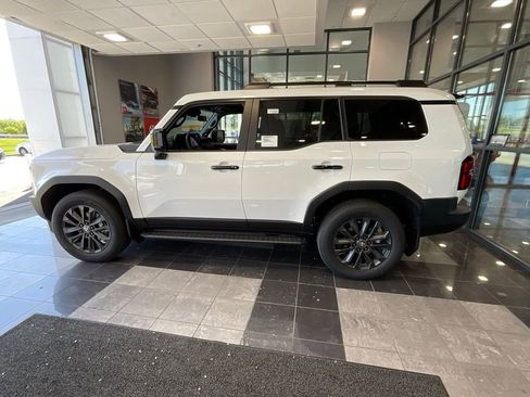 New 2026 Toyota Land Cruiser AWD/4WD image 4