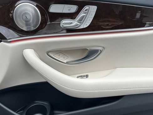 Used 2022 Mercedes-Benz E 350 Sedan image 20