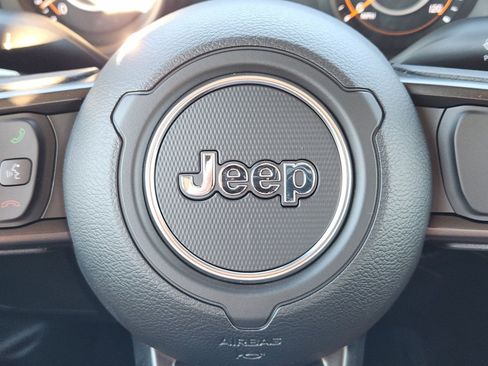 New 2026 Jeep Gladiator Sport AWD/4WD image 36