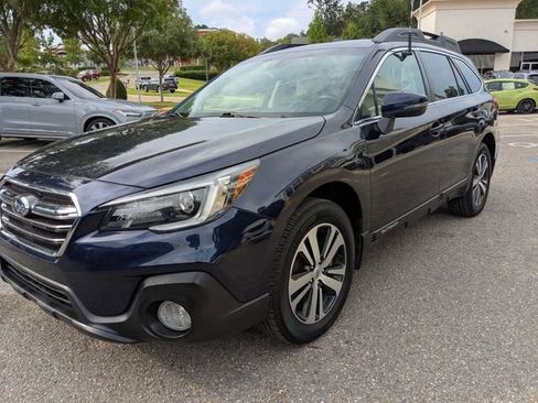 Used 2018 Subaru Outback 2.5i Limited AWD/4WD image 6