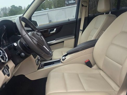 Used 2015 Mercedes-Benz GLK 350 2WD image 22