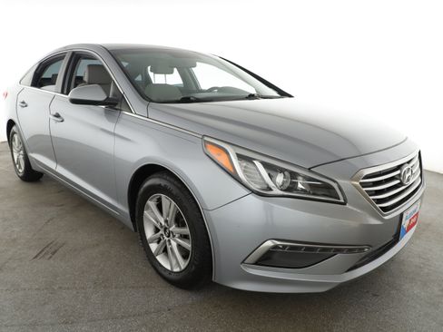 Used 2015 Hyundai Sonata SE w/ Option Group 09 image 3