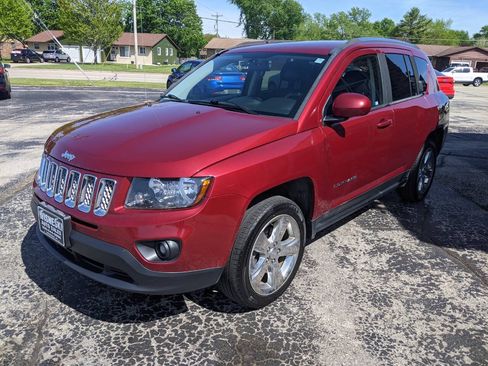 Used 2014 Jeep Compass Latitude AWD/4WD image 7