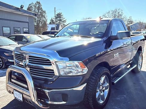 Used 2016 RAM 1500 Big Horn image 3