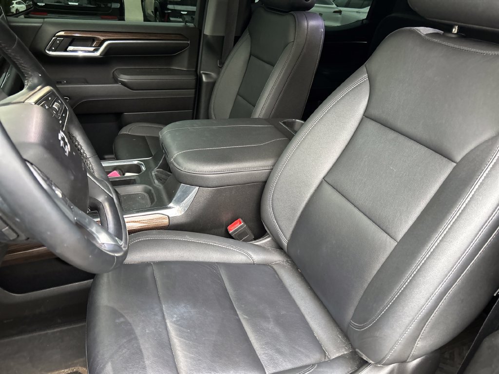 Used 2023 Chevrolet Silverado 1500 RST AWD/4WD image 11