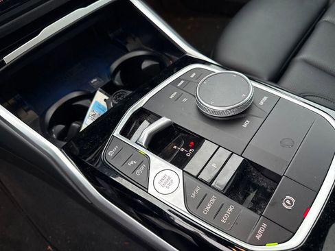 Used 2023 BMW 330i Sedan image 29