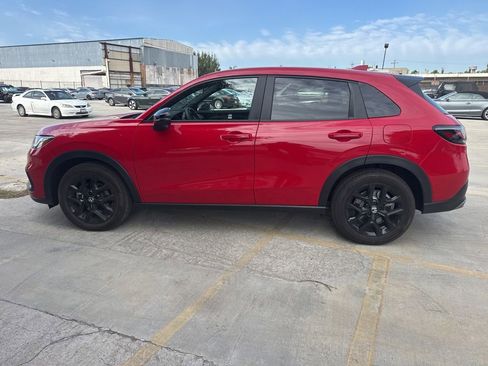 Used 2024 Honda HR-V Sport image 2