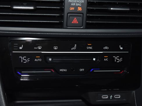 New 2026 Volkswagen Jetta SE image 11