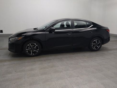 Used 2025 Nissan Sentra SV image 2