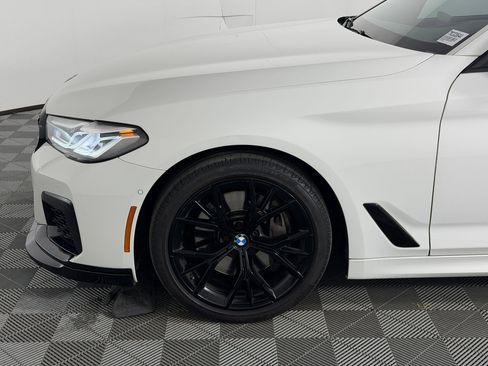 Used 2021 BMW 540i w/ M Sport Package RWD image 11