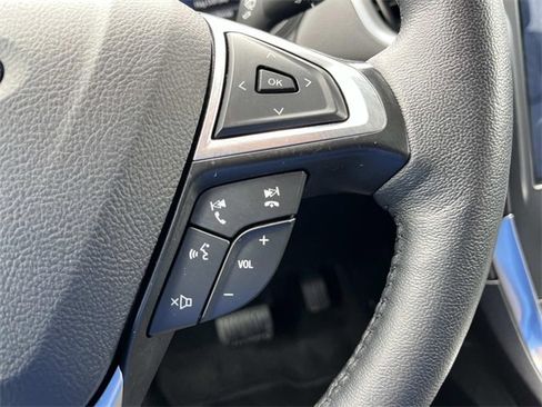 Certified 2024 Ford Edge Titanium image 33