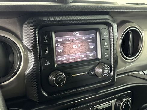 Used 2021 Jeep Wrangler Unlimited Sport AWD/4WD image 18