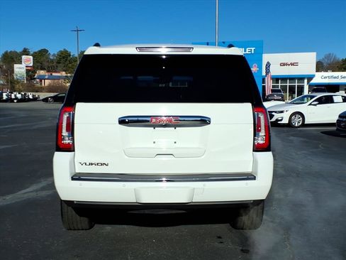 Used 2016 GMC Yukon Denali image 19