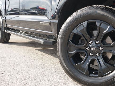 Used 2022 Ford F150 Lariat w/ Equipment Group 502A High AWD/4WD image 2