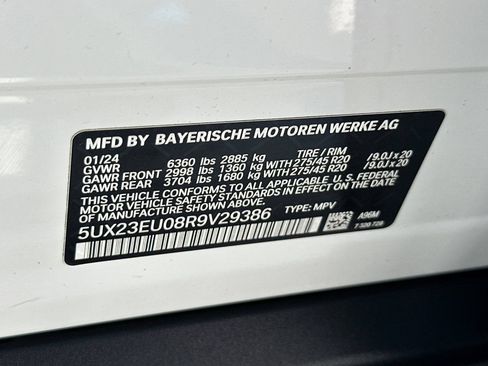 Used 2024 BMW X5 xDrive40i w/ Premium Package AWD/4WD image 31