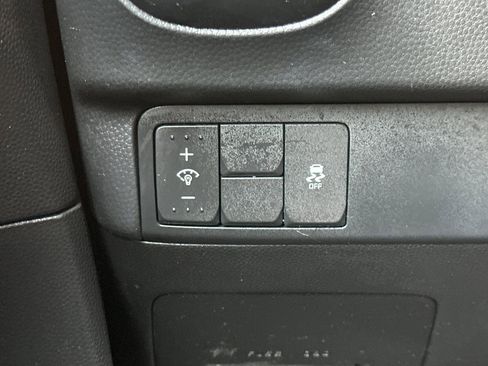 Used 2017 Kia Soul ! FWD image 30