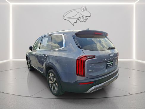 Used 2022 Kia Telluride EX w/ EX Premium Package AWD/4WD image 4