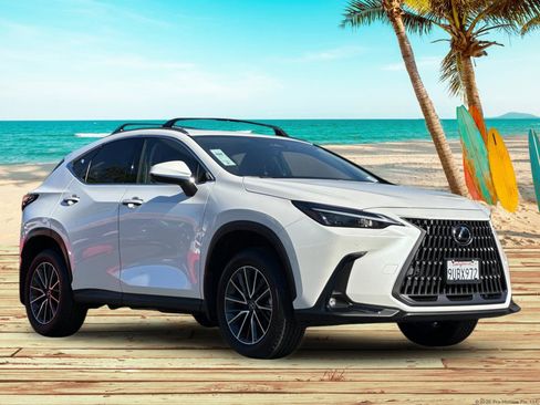 Used 2025 Lexus NX 350h AWD w/ Premium Package image 7