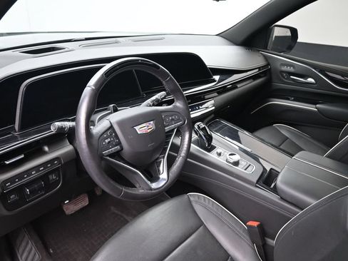 Used 2023 Cadillac Escalade Sport w/ Touring Package AWD/4WD image 22