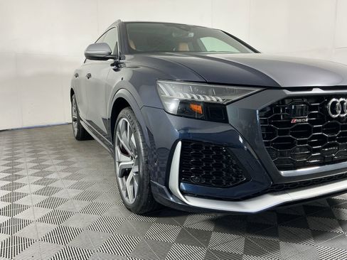 Certified 2024 Audi RS Q8 AWD/4WD image 3
