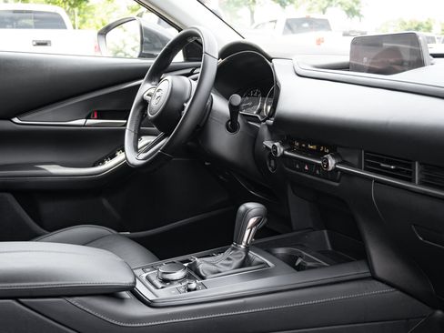 Used 2023 MAZDA CX-30 AWD 2.5 S w/ Select Package image 34