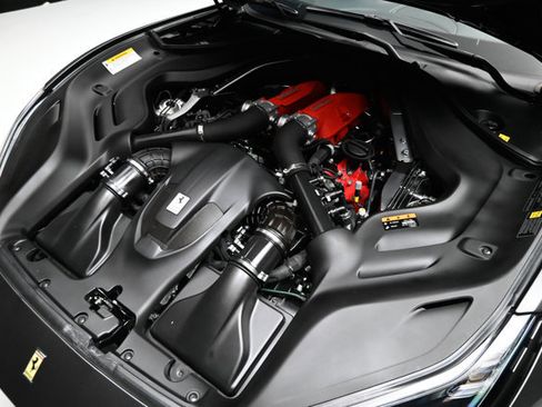 Used 2022 Ferrari Portofino M RWD image 55