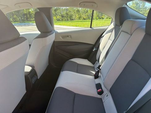 Used 2026 Toyota Corolla LE FWD image 13