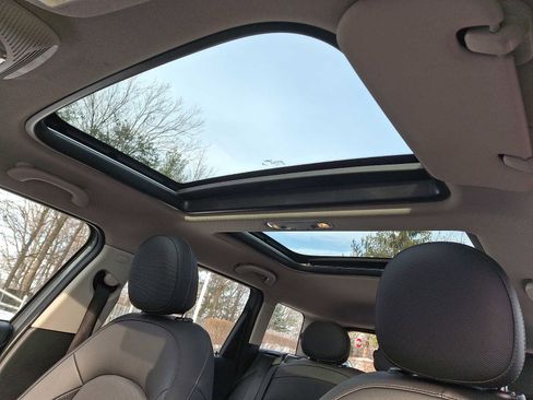 Used 2019 MINI Cooper Clubman ALL4 image 12