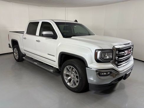 Used 2018 GMC Sierra 1500 SLT w/ SLT Premium Package image 2