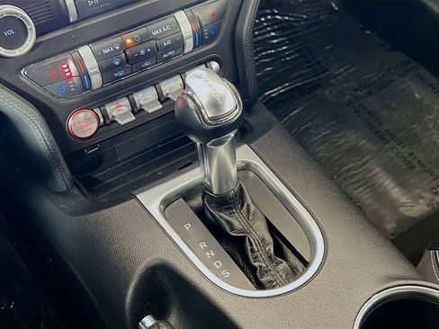 Used 2022 Ford Mustang Premium image 22