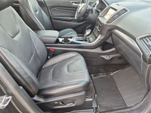 Used 2015 Ford Edge Titanium w/ Equipment Group 301A AWD/4WD image 23
