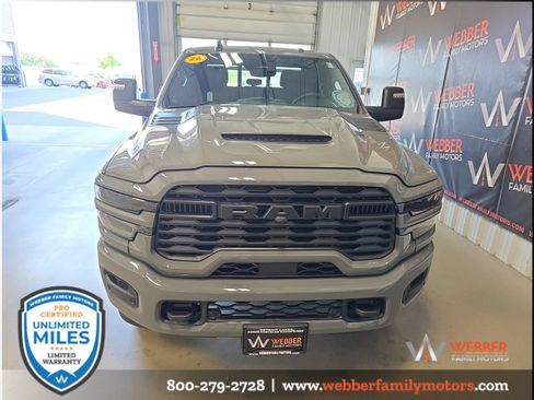 New 2026 RAM 2500 Tradesman AWD/4WD image 3