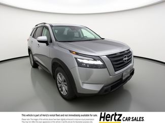 Used 2025 Nissan Pathfinder SV FWD video 1