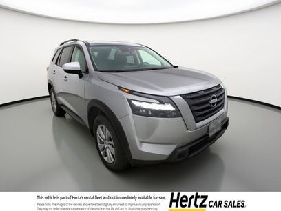 Used 2025 Nissan Pathfinder SV